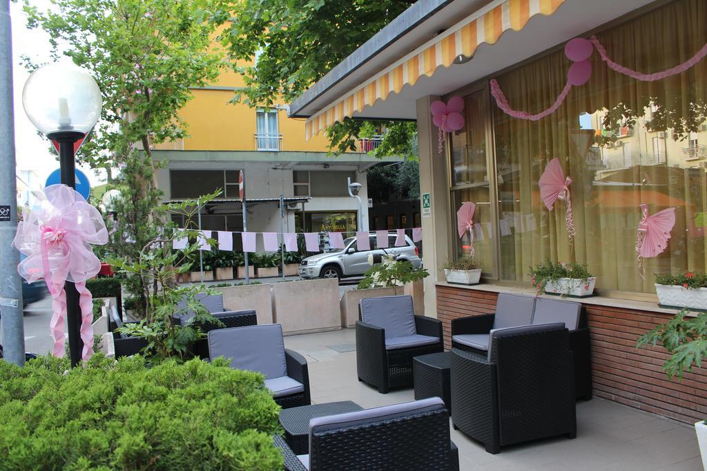 Hotel Galileo Rimini Exteriér fotografie