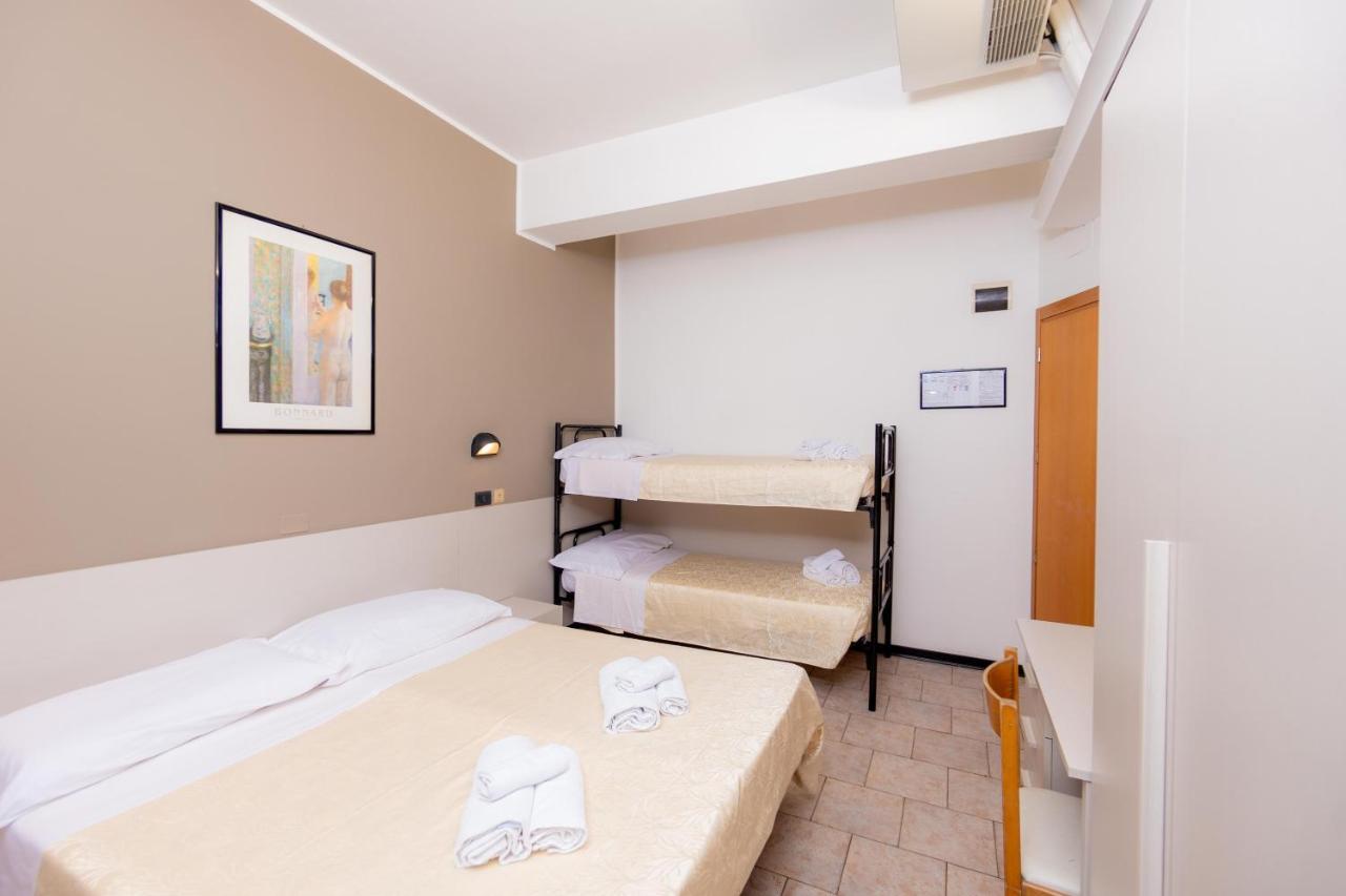 Hotel Galileo Rimini Exteriér fotografie